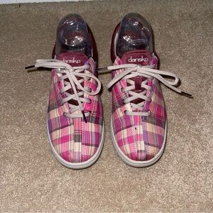 Dansko Lace Up Sneakers Size 39Pink Plaid Comfort Arch Support Casual Shoes